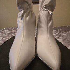 NEW Coach Elegant Cream Women's Boots